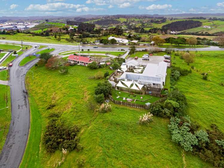 2104 East Coast Road Stillwater_15