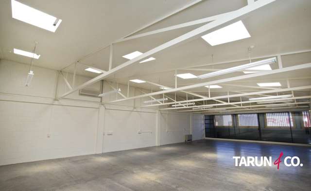 Upstairs/4 Gundry Street Auckland Central_4