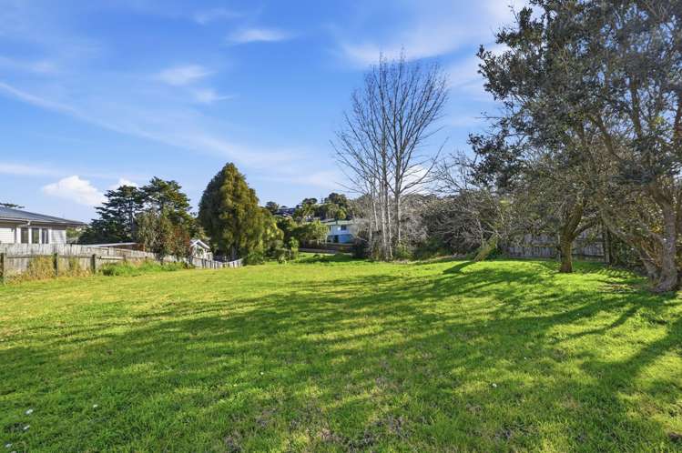 71 Awaroa Road Helensville_19