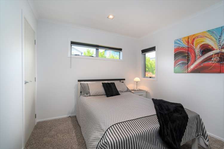 35 Magnolia Rise Waipahihi_12