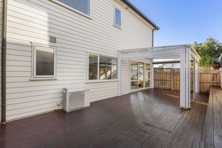 2 Lorenzo Way Flat Bush_24