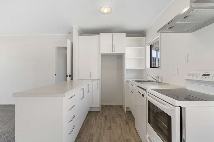 102a Ocean Road Whangamata_13