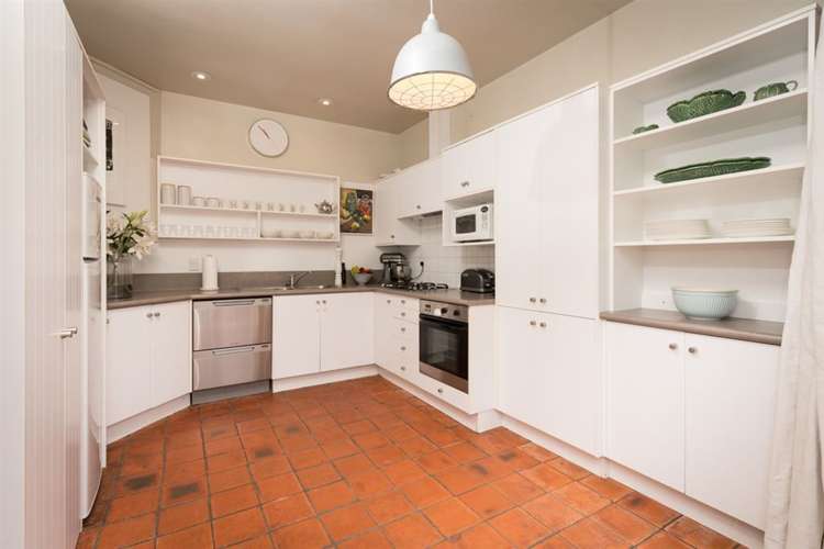 8 Barton Terrace Thorndon_18