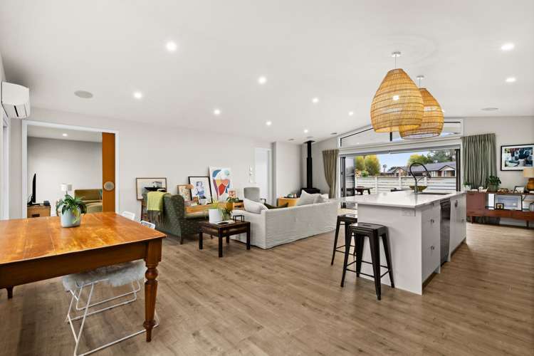 2 Willowbrook Place Clive_5