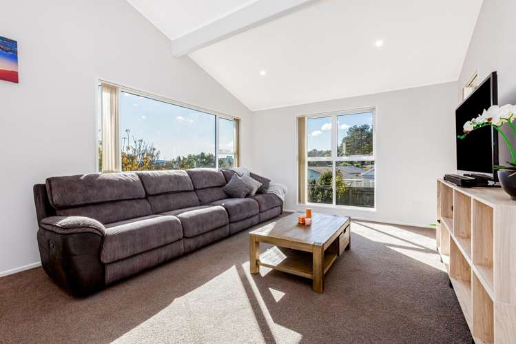 8 Japonica Crescent Ranui Heights_13