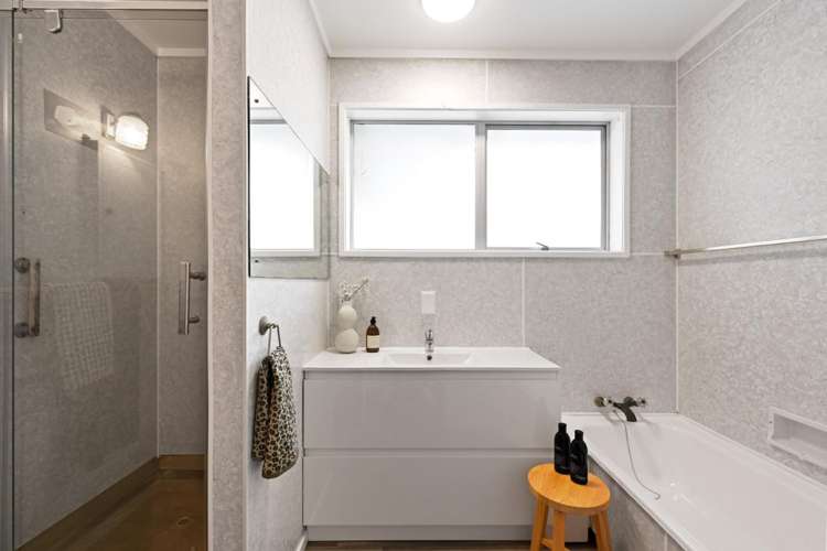 1234A Victoria Street 3295_6