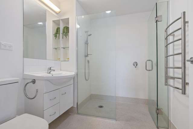 G02/102 Edinburgh Street Pukekohe_3