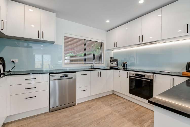 3a Gladys Avenue Glenfield_6