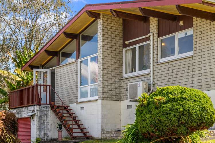 5 Joanna Place Deanwell_5