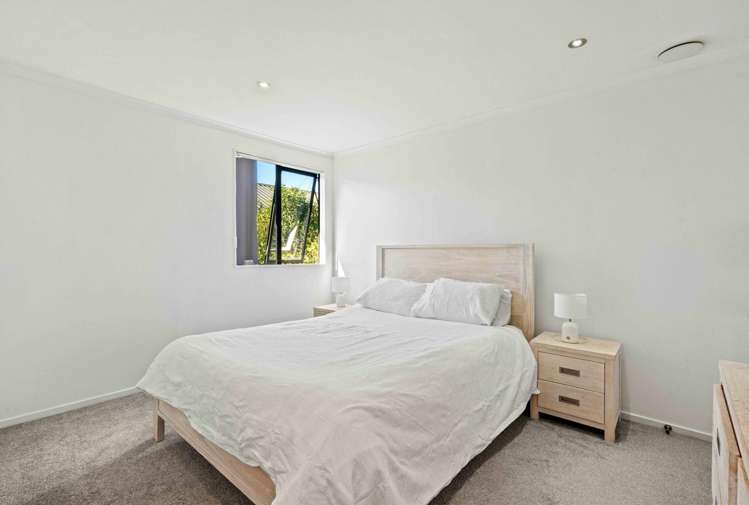 46 Commissariat Road Mt Wellington_16