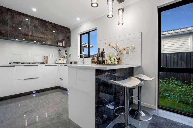 25A Steven Street Mangere East_11