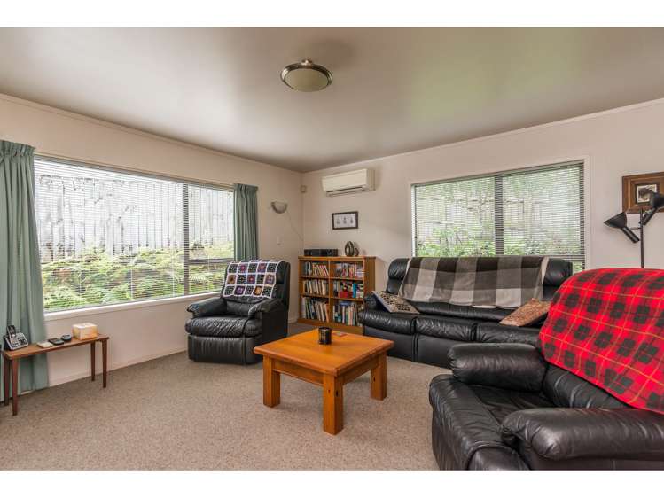 74c Seabrook Avenue New Lynn_1