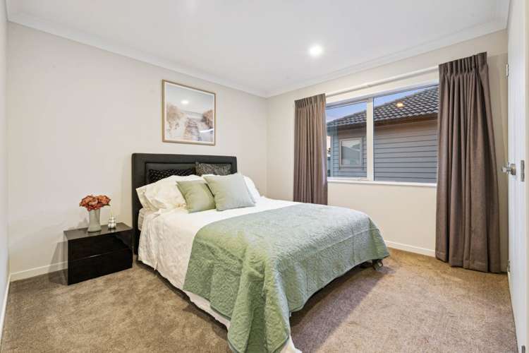 7 Horsefields Drive Flat Bush_18