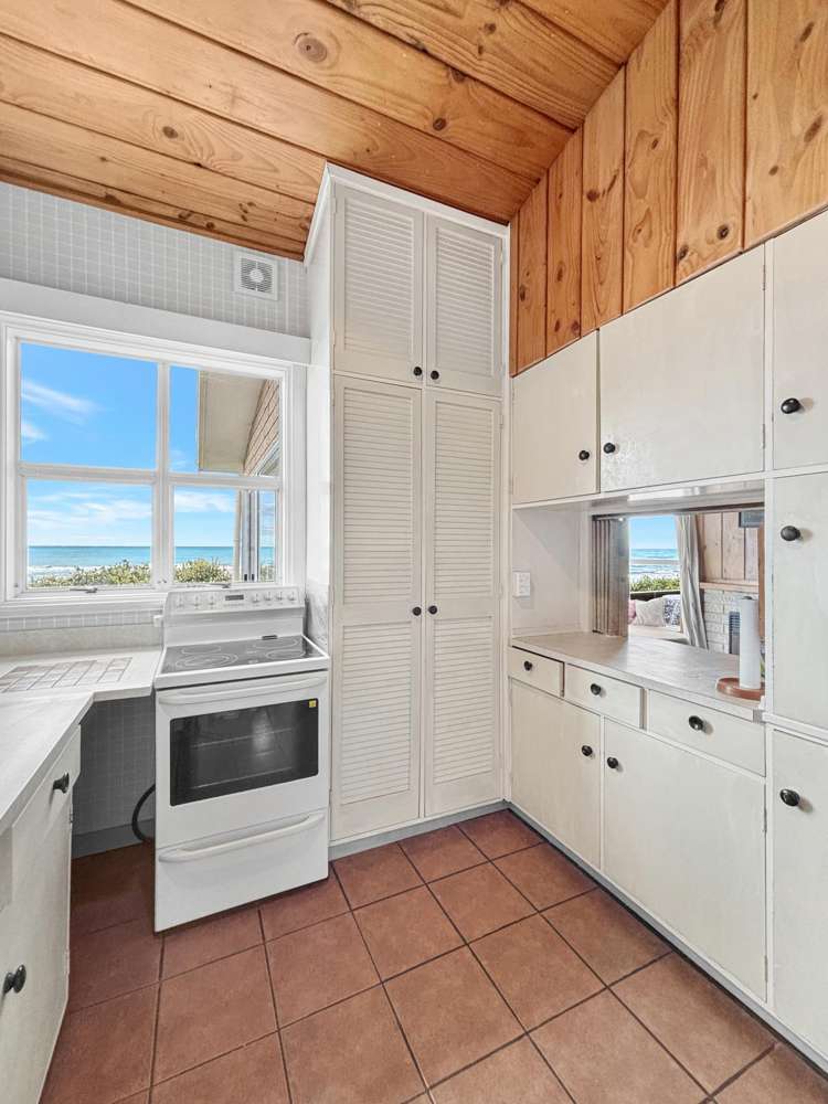 3 Lloyd George Road Wainui_14