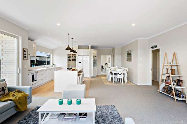 70 Liberty Crescent Beachlands_4