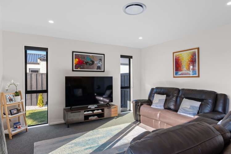 21 Bob Reid Crescent_3
