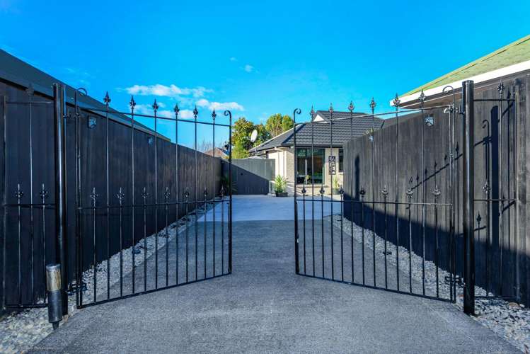 2/32 Anglesea Avenue Parklands_21