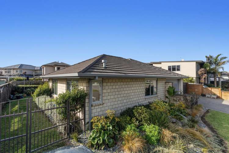 38 Waterways Drive_0