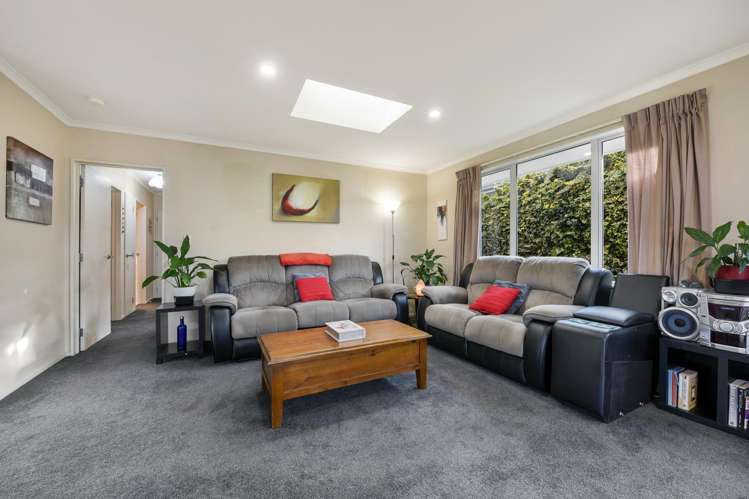 1 Ivy Crescent Richmond_9