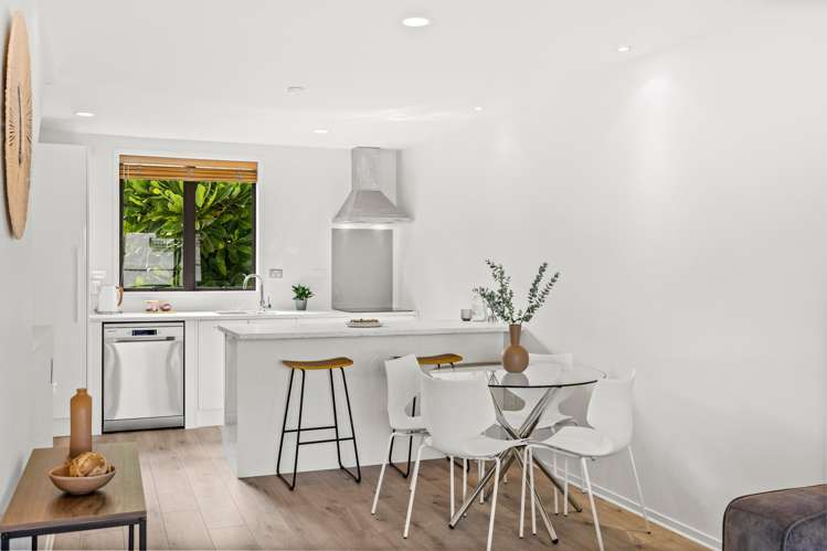 2/25 Rossmay Terrace Kingsland_3