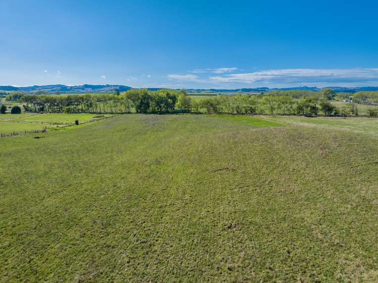 355 Aka Aka Stream Road Aka Aka_11