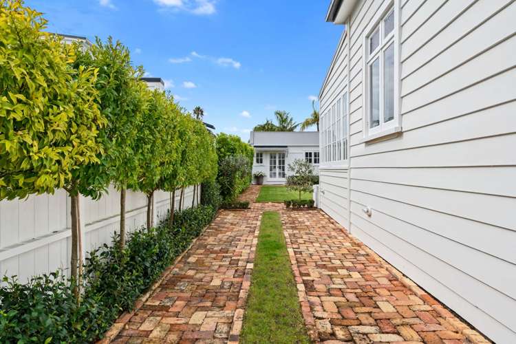 36 Tainui Road Devonport_22