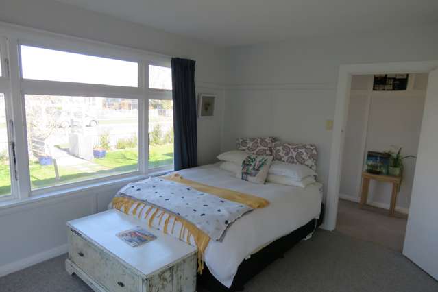 65 Coopers Road Dallington_3