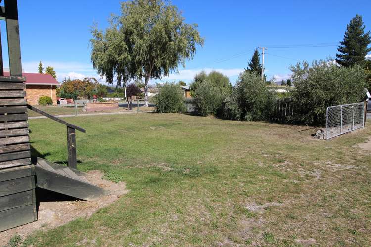 84 Shields Street Clyde_12