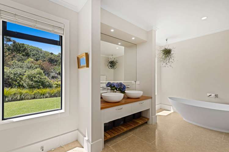 329 Whitmore Road Tawharanui Peninsula_12