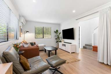 2/34 Selwyn Crescent_1
