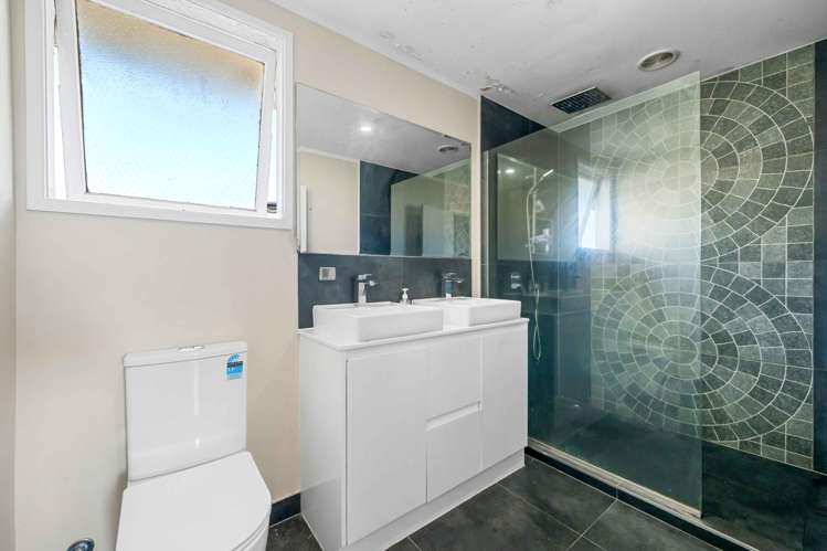 26 Sandbrook Avenue Otara_14