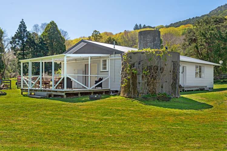 3879 Waiapu Road Tokomaru Bay_15