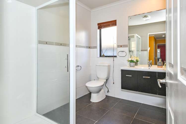 11 Woodberry Drive Flat Bush_17