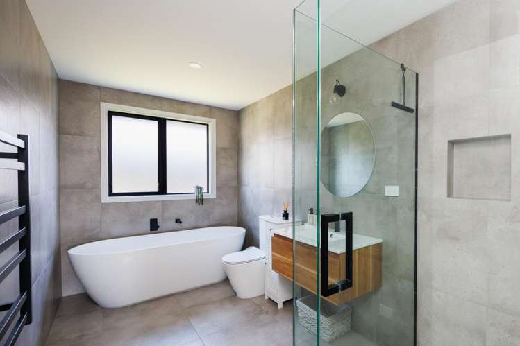 6 Ivy Lane Kelvin Grove_15