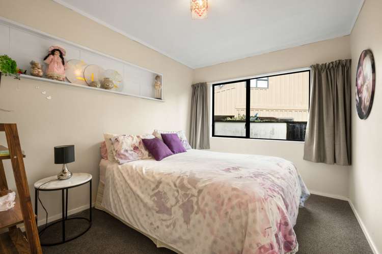 20 Essendon Court Glenview_15