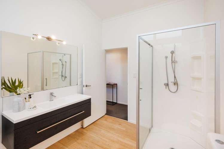 16a Springdale Grove Fitzherbert_21