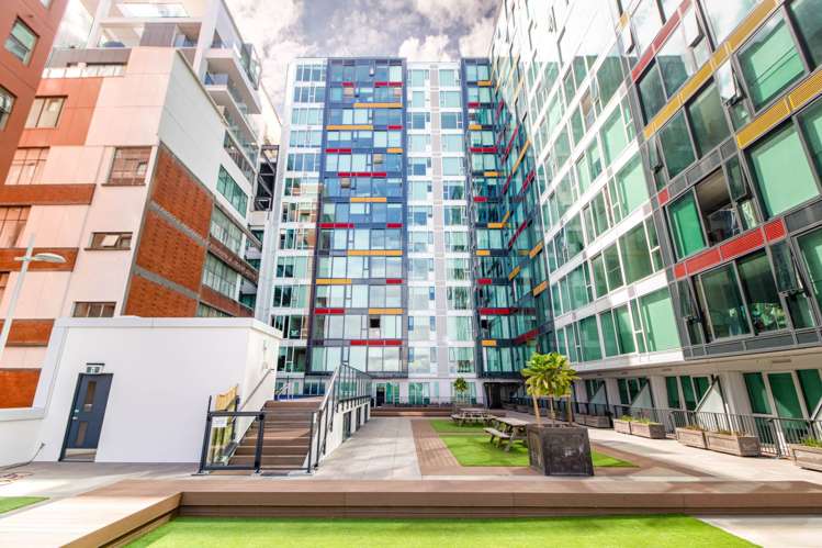 407/135 Hobson Street City Centre_9