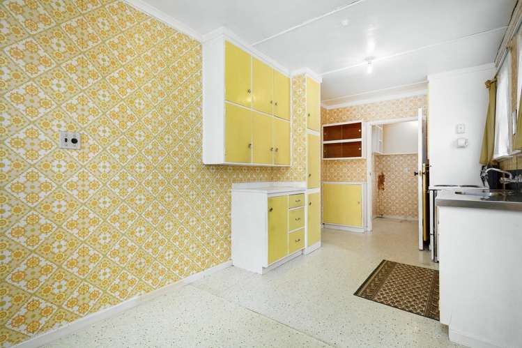 107 Wilkie Crescent Naenae_14