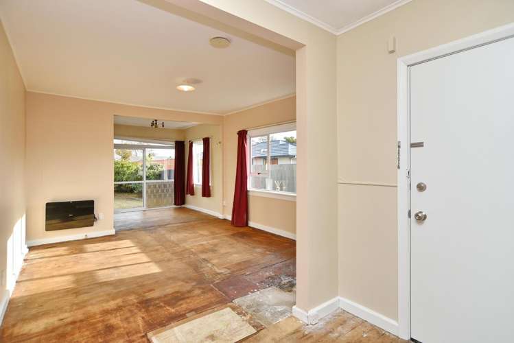 262 Breezes Road Aranui_9