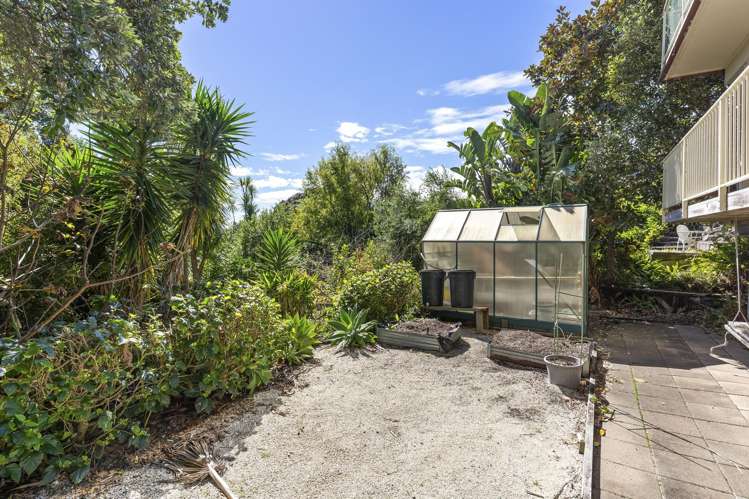1442 Whangaparaoa Road Army Bay_13