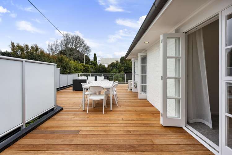 31 Long Drive St Heliers_17