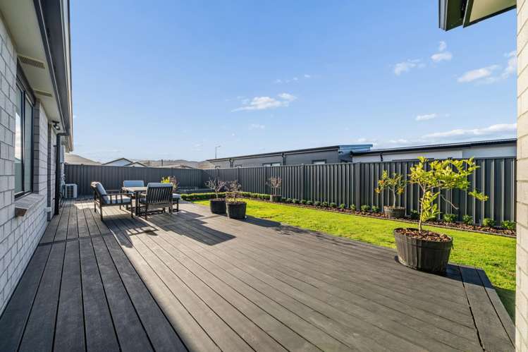 21 Te Kaeaea Crescent Wallaceville_13
