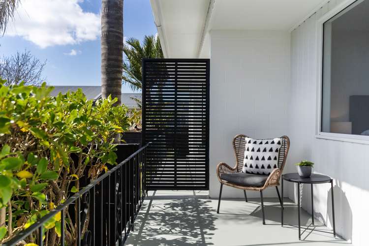 2/15 Seaview Terrace Mount Albert_7