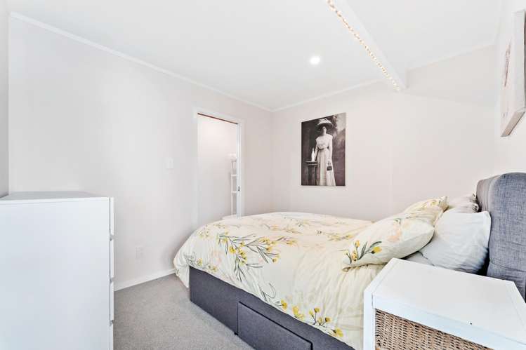 54 Waiwera Road Waiwera_12