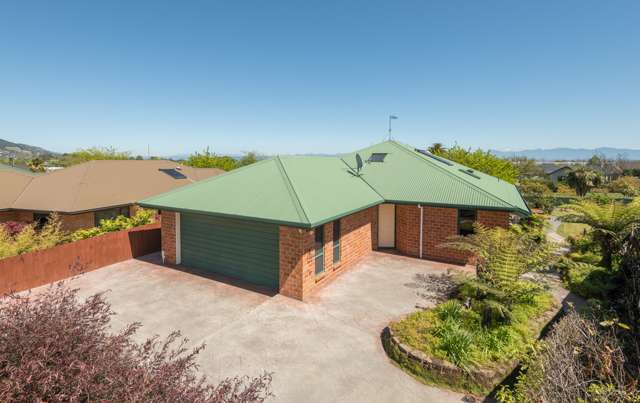 28 Kingsford Drive Stoke_4