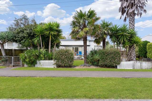 Prime Landholding in Original Beachlands