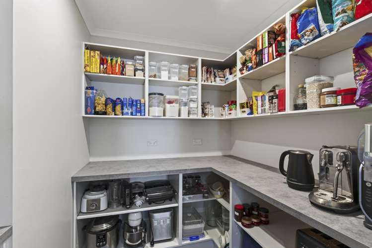 438 Alfred Road Egmont Village_11