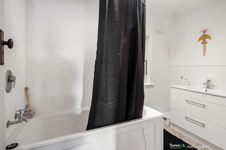 60 Allington Road Karori_8