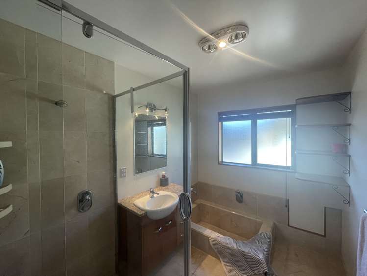 128 Lake Terrace Road Burwood_17