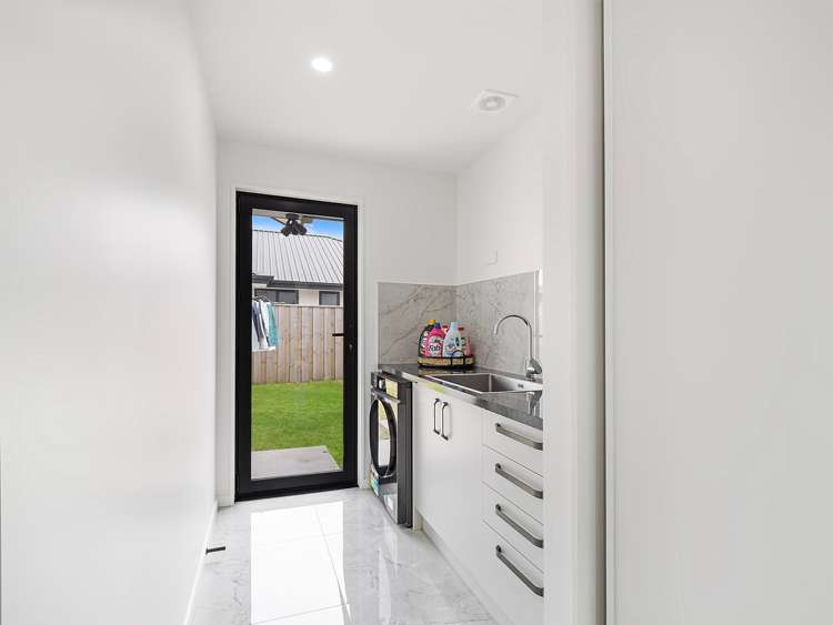 13 Rosalind Avenue Darfield_32